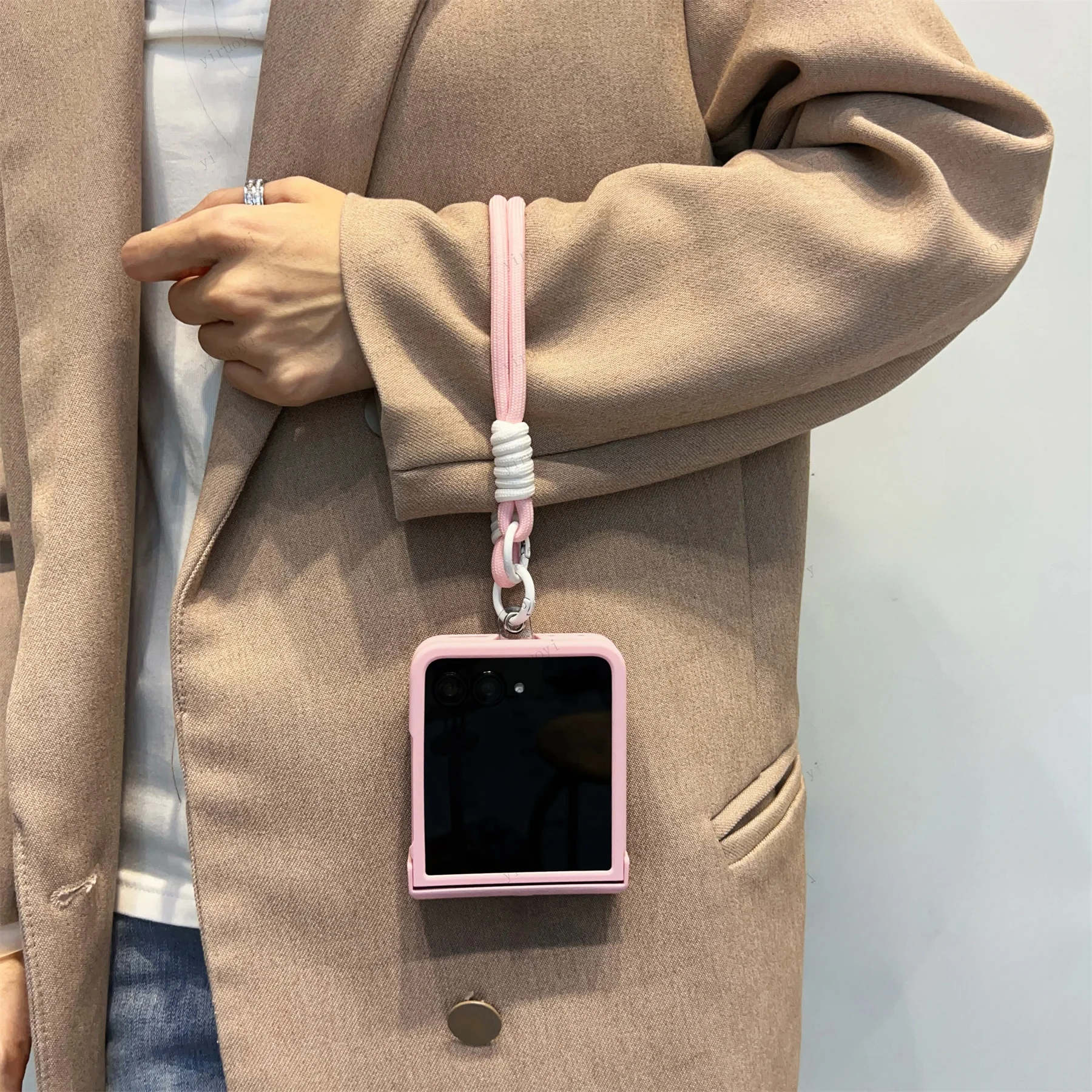 Elegant Blue & White Lattice Phone Case with Pink Rose Accents and Portable Rope