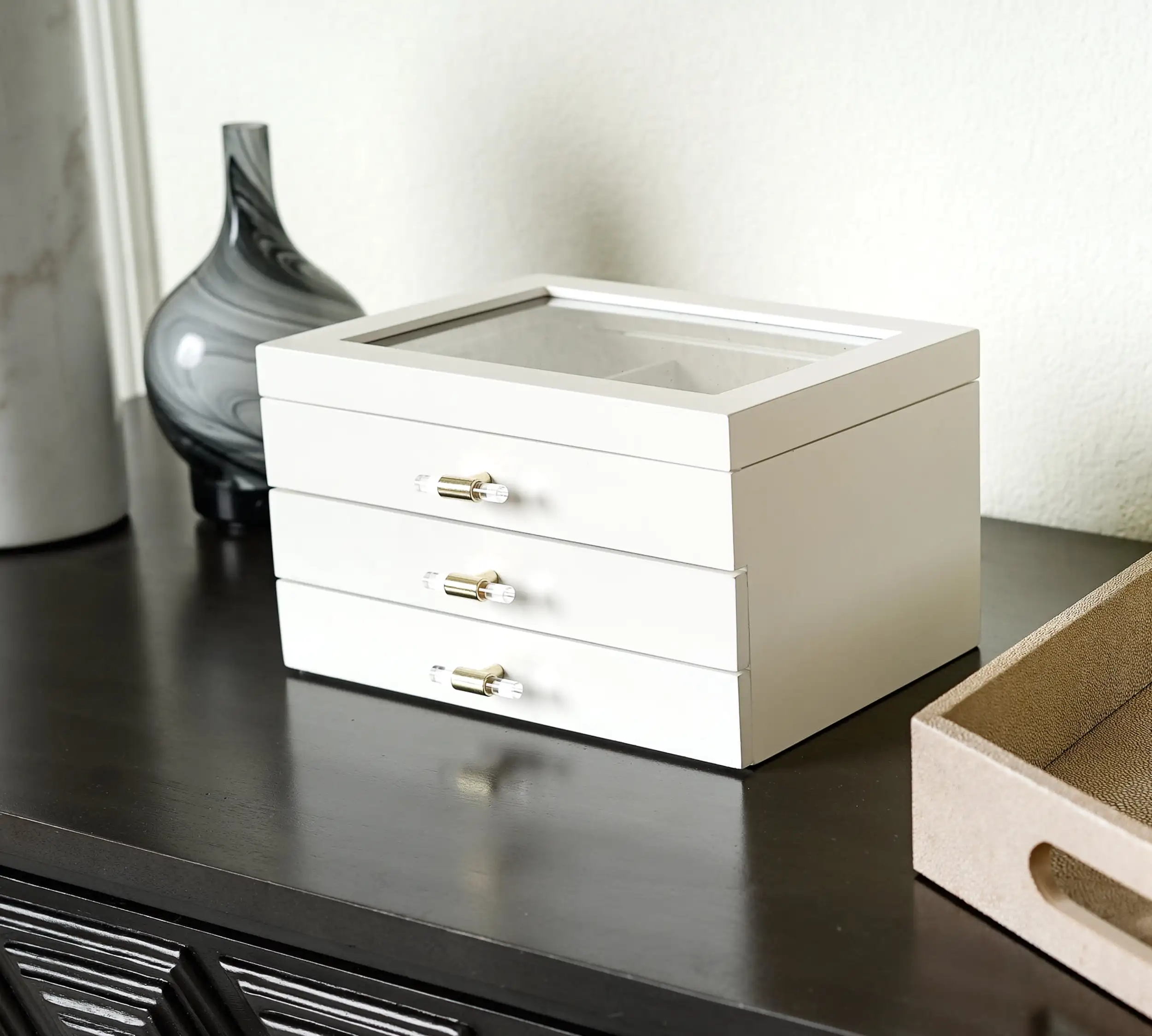 

Hives and Honey Women's Danielle White Jewelry Box
