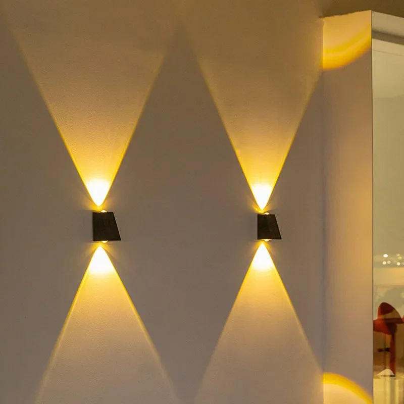 LED Outdoor Solar Wall Light Up And Down Luminous Garden Lamp Villa Courtyard Porch Street Decorative Lighting Wall Washer Light 5