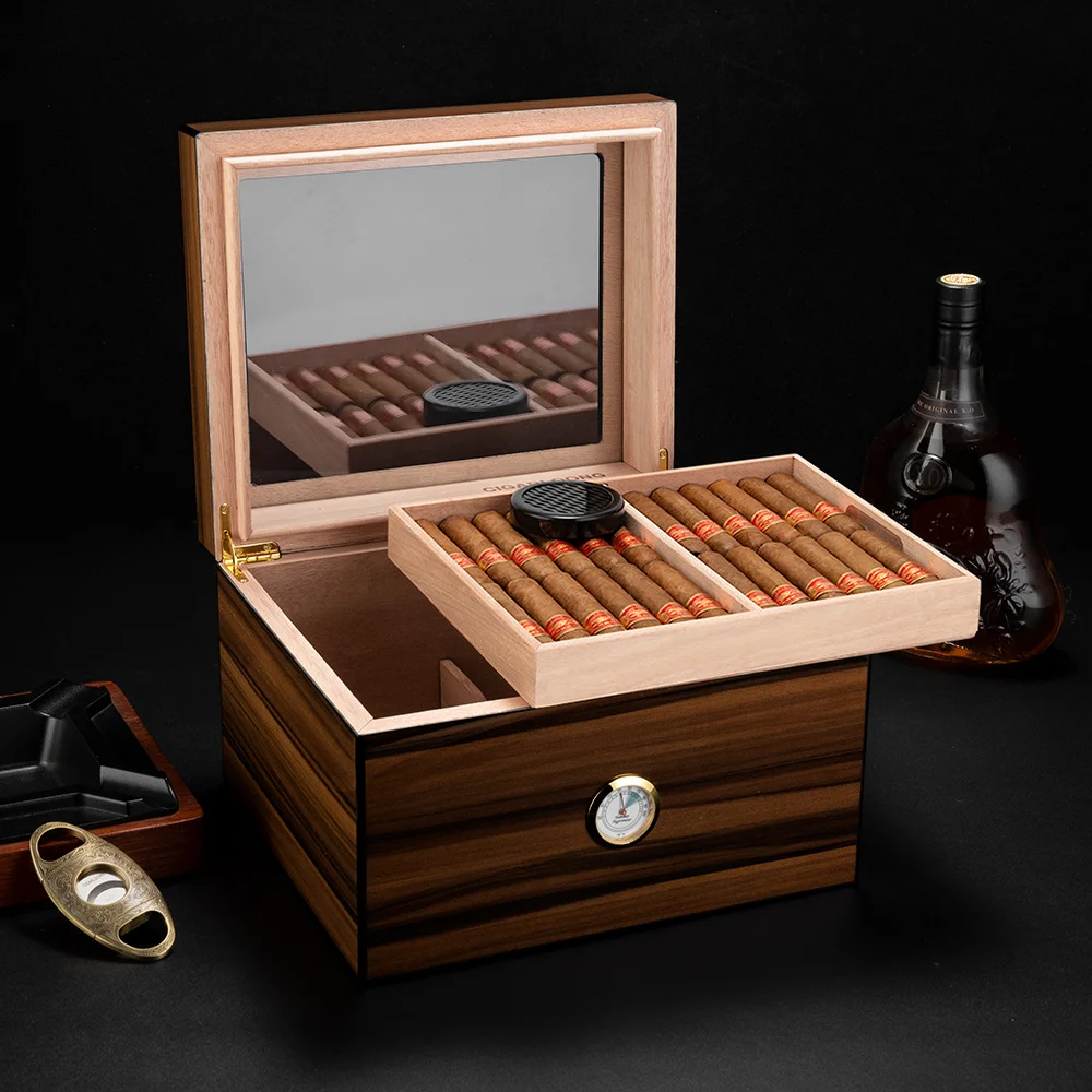 Sacfe40aef6b54c3f8eb3dc86a60eb4b6P Zigarrenhumidor aus spanischem Zedernholz mit großer Kapazität