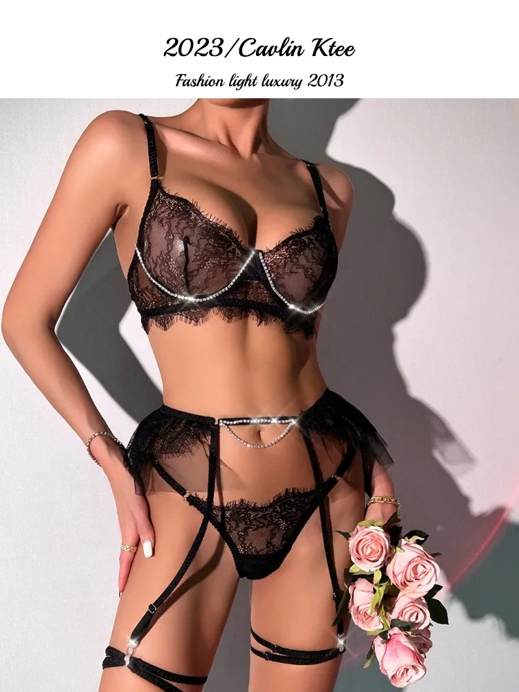 

Cavlin Ktee Sexy Erotic Lingerie Europe and The United States Hot Lace See-Through Polyglot Flash Diamond Four-Piece Set