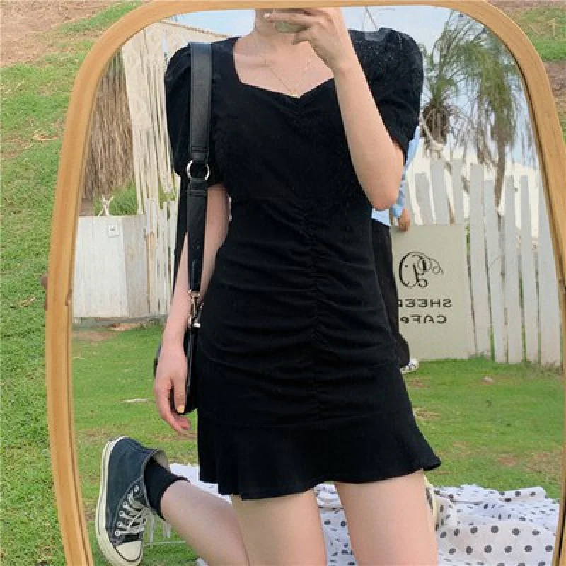 

Square neck pleated ruffle dress black dress