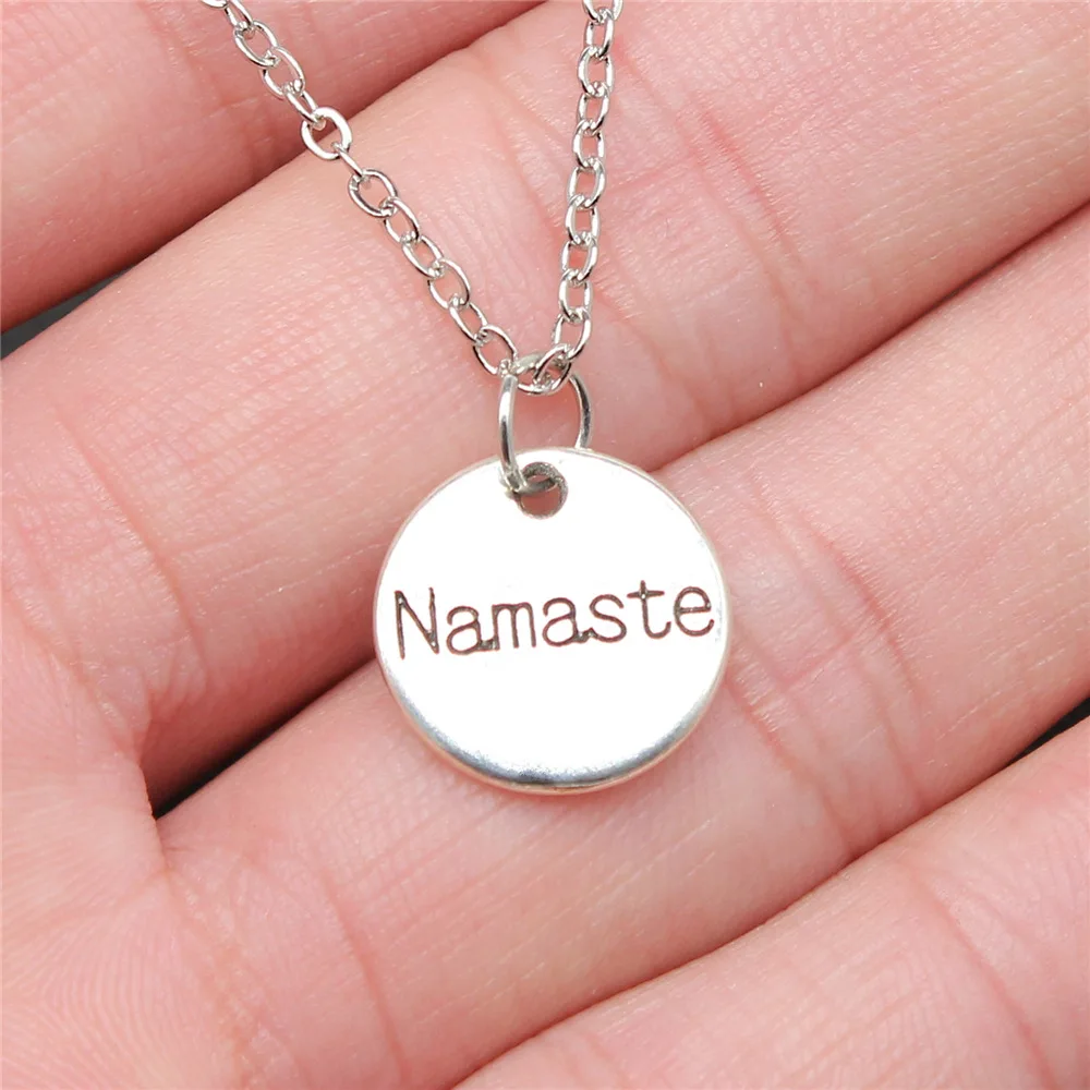 

Drop Shipping Antique Silver Color 15x15mm Namaste Round Plate Pendant Women Short Chain Necklaces Choker Necklace