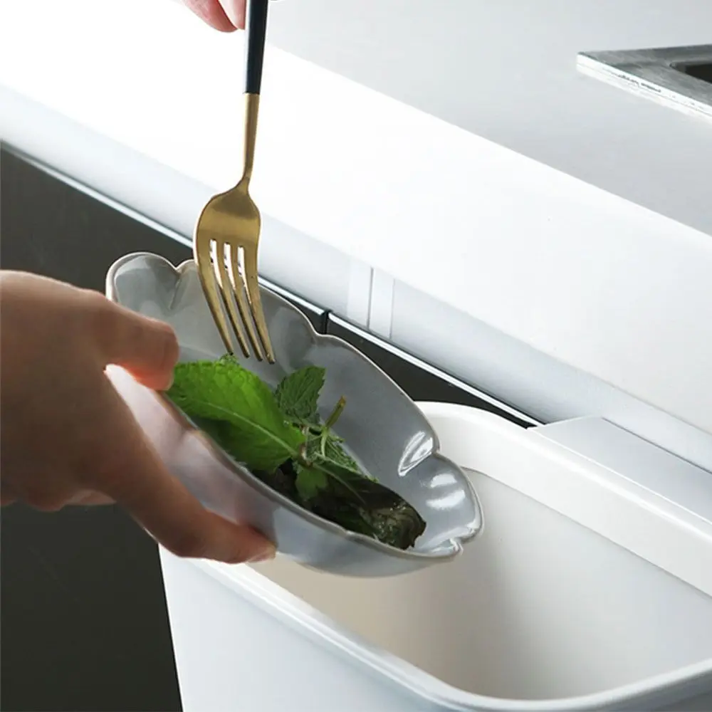 Multi-Purpose Door Hanging Kitchen Trash Can No Punching Space Saving Storage Box Storage Artifact Kitchen Waste Storage Bucket