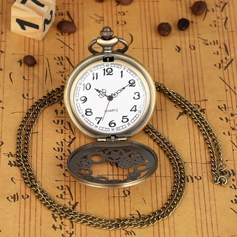 Vintage-Inspired Compass Pocket Watch Necklace - A Unique Gift Idea!