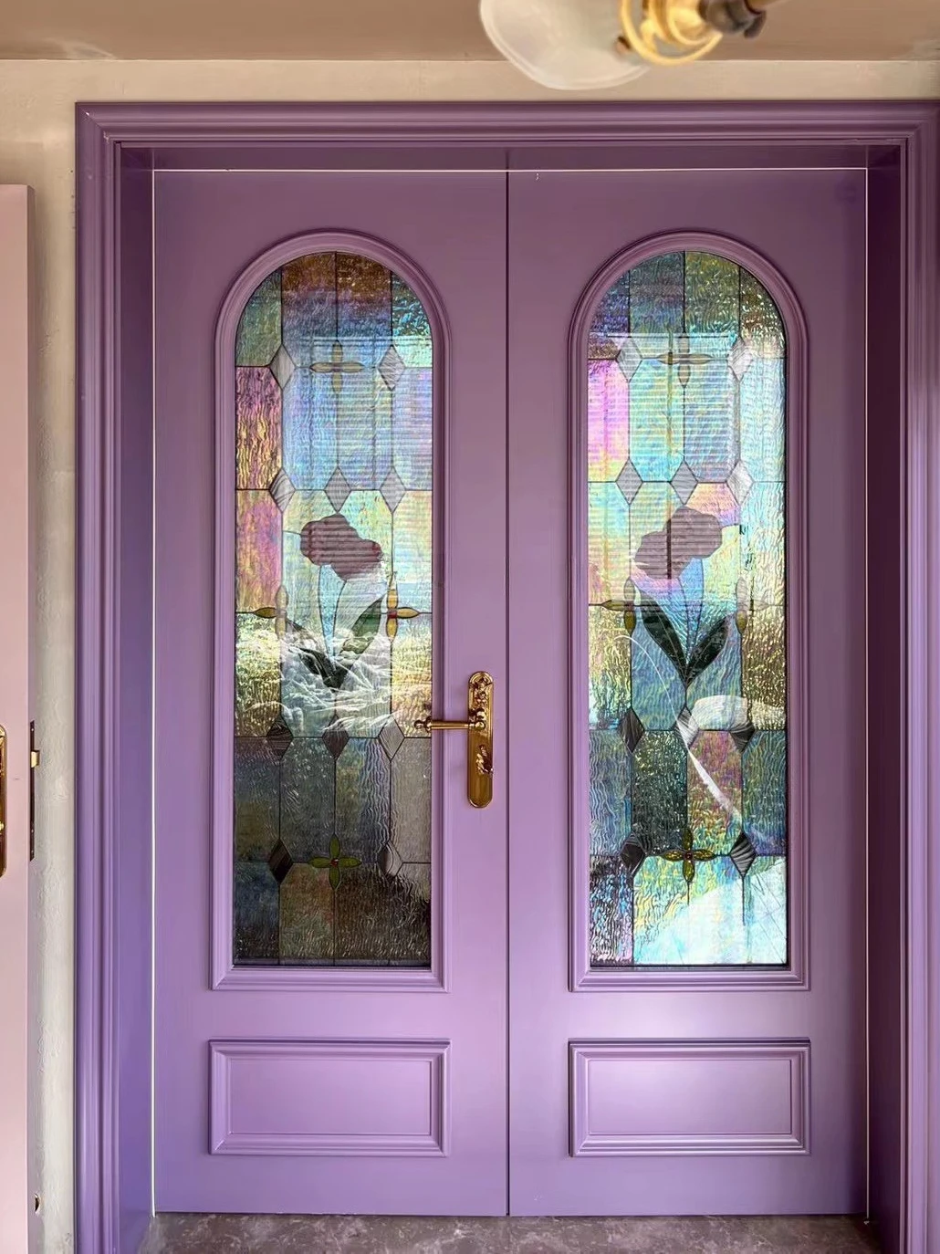 Customized purple bedroom door with double Tiffany glass balcony, kitchen, bathroom, study, baking paint, sound insulation 40cm european style mediterranean dragonfly tiffany multi color glass restaurant bedroom aisle bathroom glass ceiling lamp