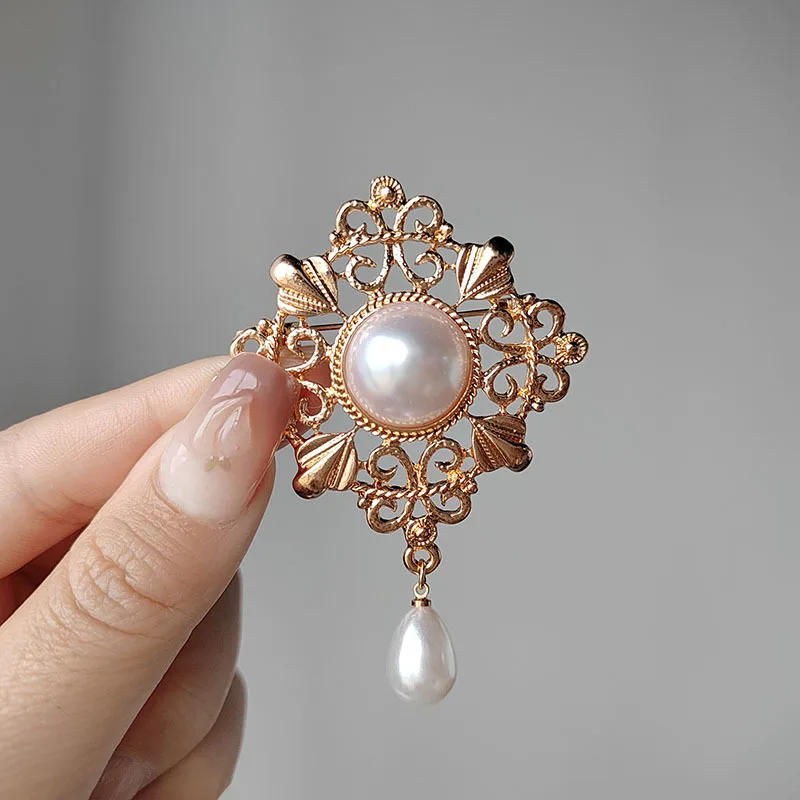 Elegant White Crystal Pearl Brooches For Women Girls Luxury Gold Color  Waterdrop Rhinestones Tassel Brooch Pins