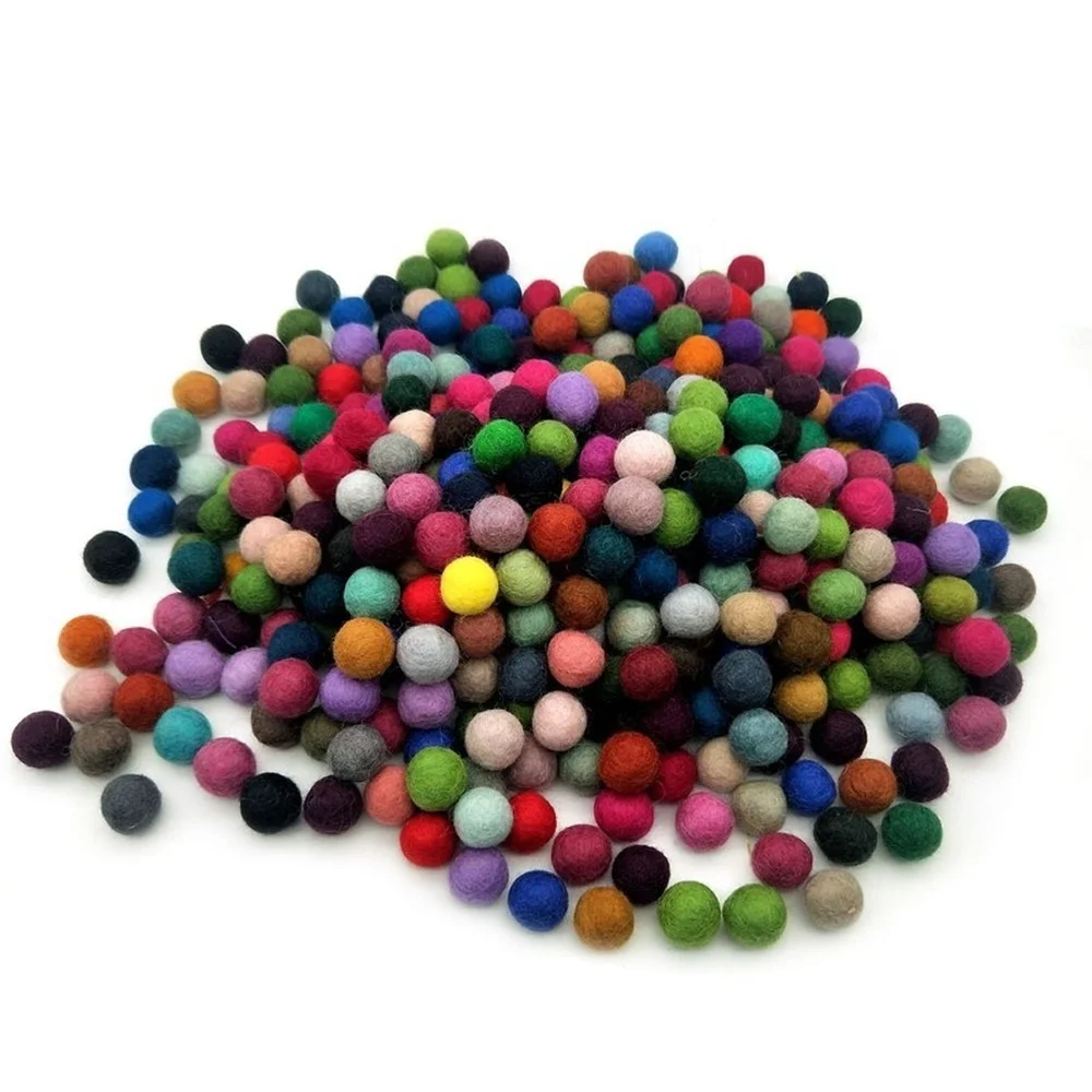 50pcs/lot 1.0cm/1.2cm/1.5cm/2cm/3cm Wool Felt Balls Round Pom Poms Mixed color 26 Colors
