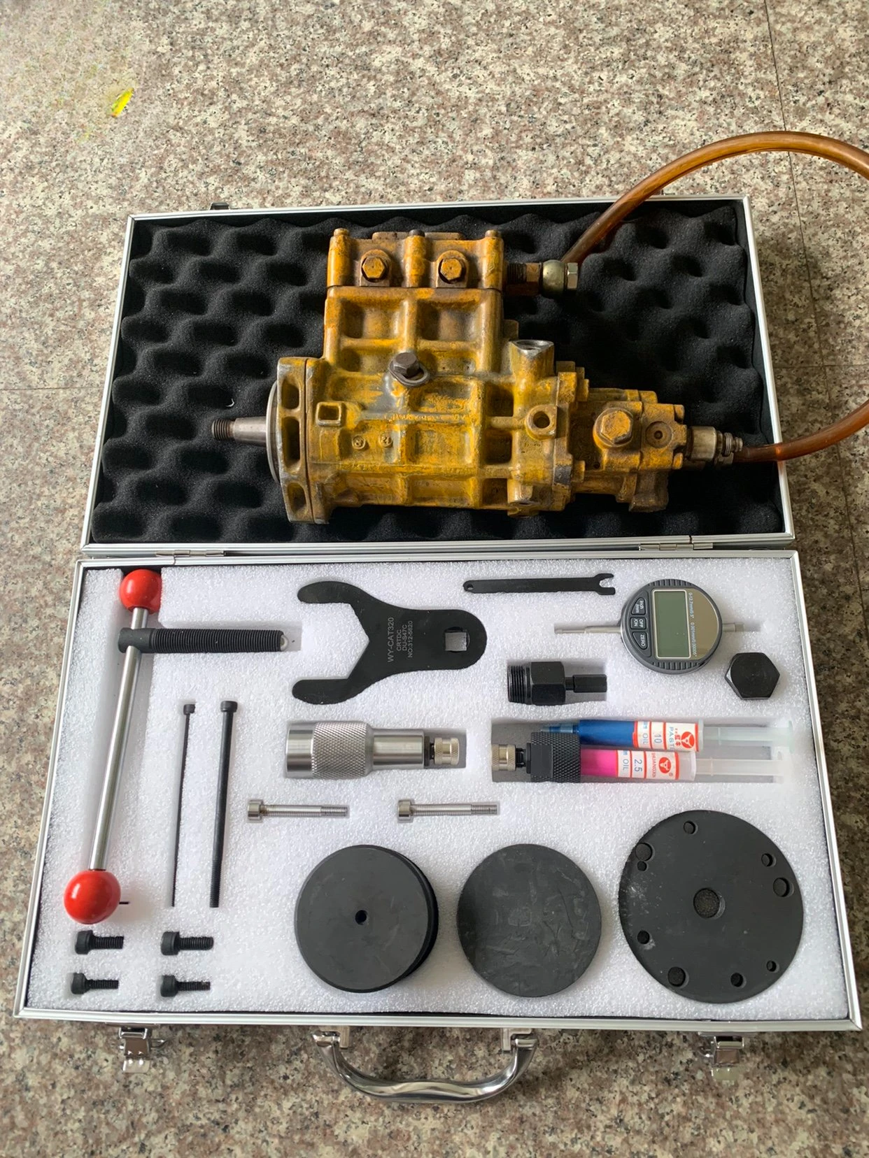 

Common Rail Pump Disassemble Grinding Repair Tool Sets for CAT 320D