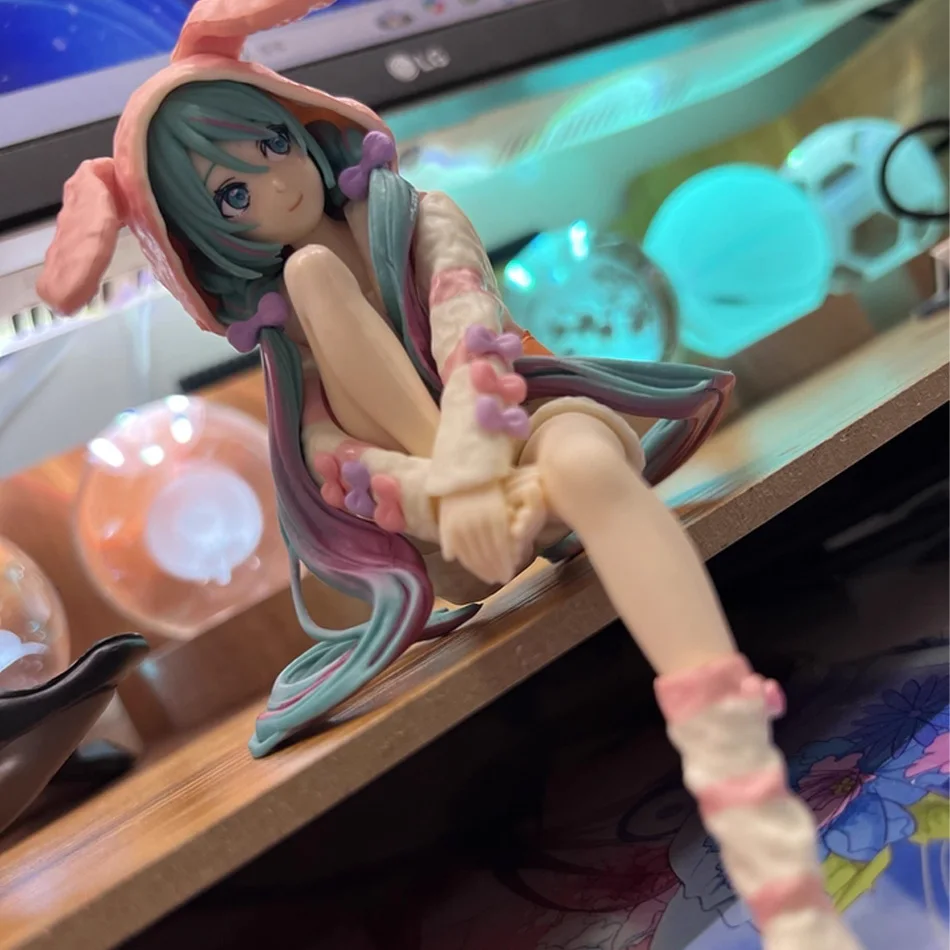 Hatsune Miku Wonderland Action Figure – Kawaii Puss in Boots Anime Decor Toy