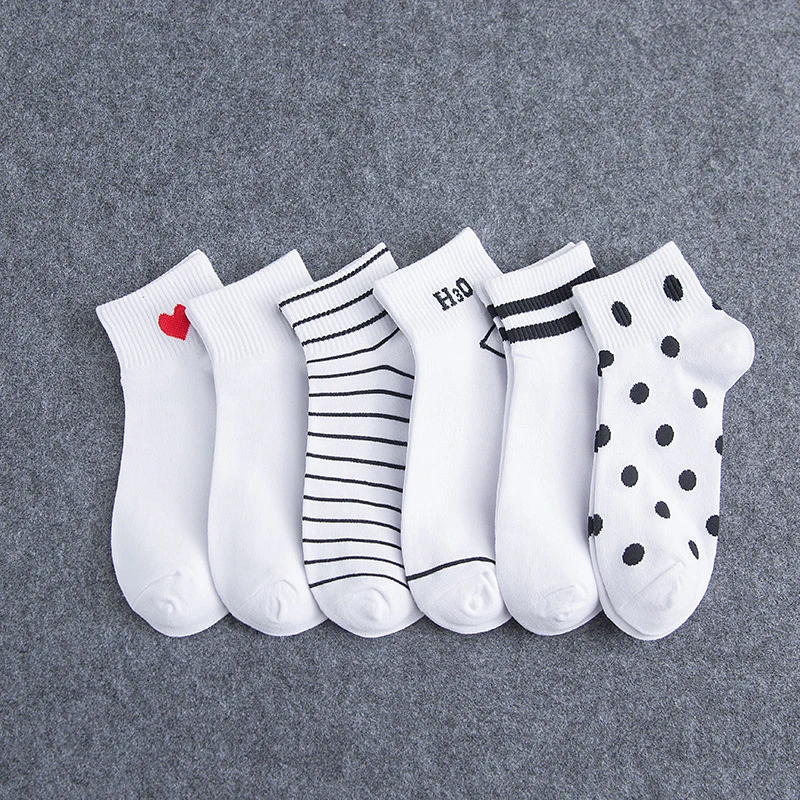 

5 Pairs of Women's Solid Color Short Invisible Cartoon Socks Love Pattern Summer and Ankle Boat Socks Wholesale EUR 35-39