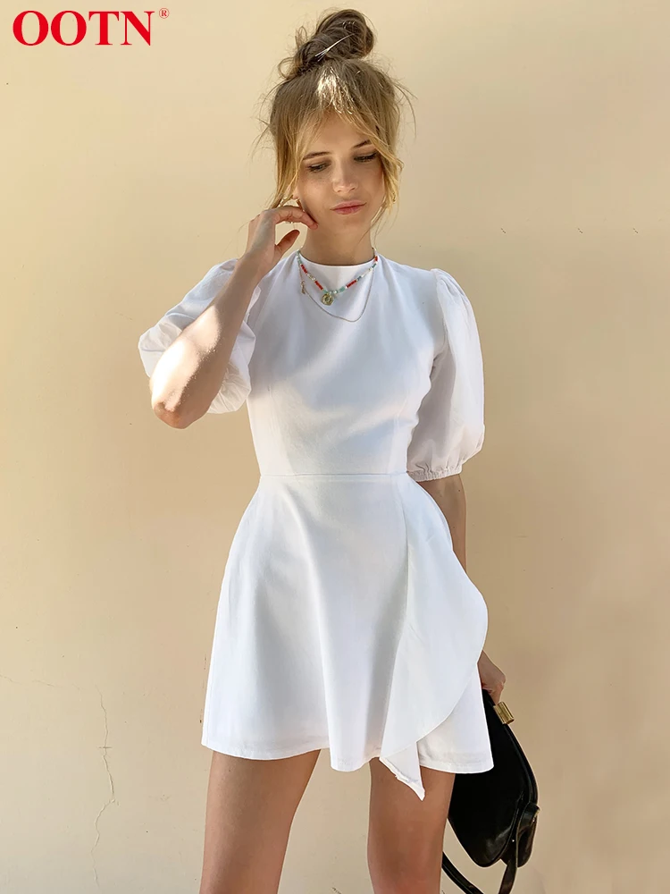 Женское платье с круглым вырезом и открытой спиной OOTN зеленое однотонное