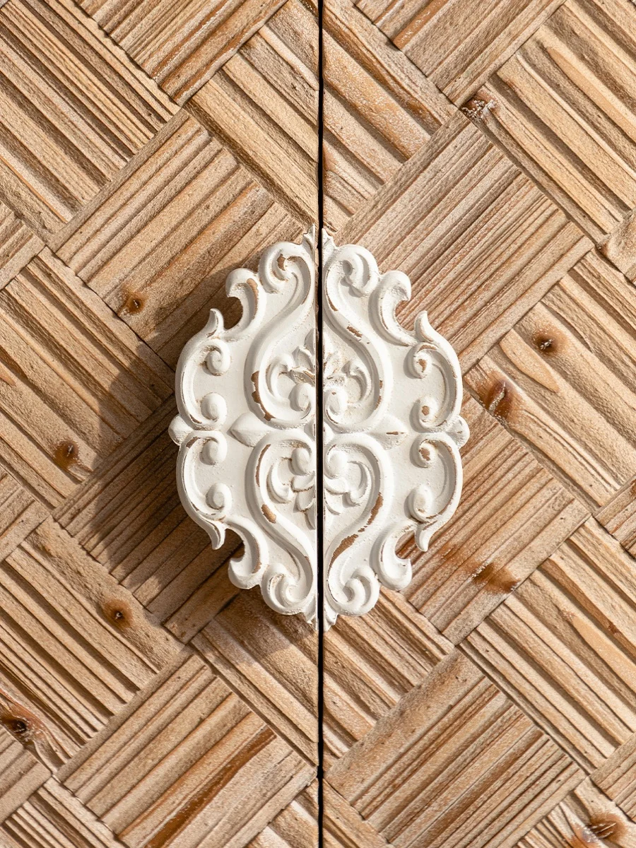 

Decorative solid wood porch shoe cabinet screen partition European living room side cabinet storage