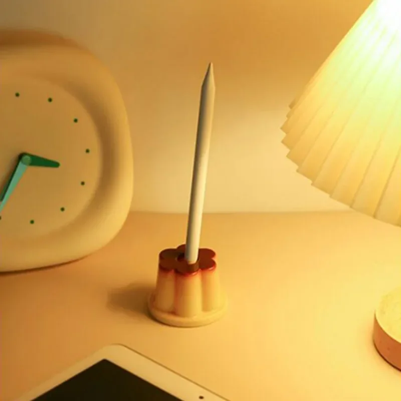Pen Holder Creative Pudding 1PC