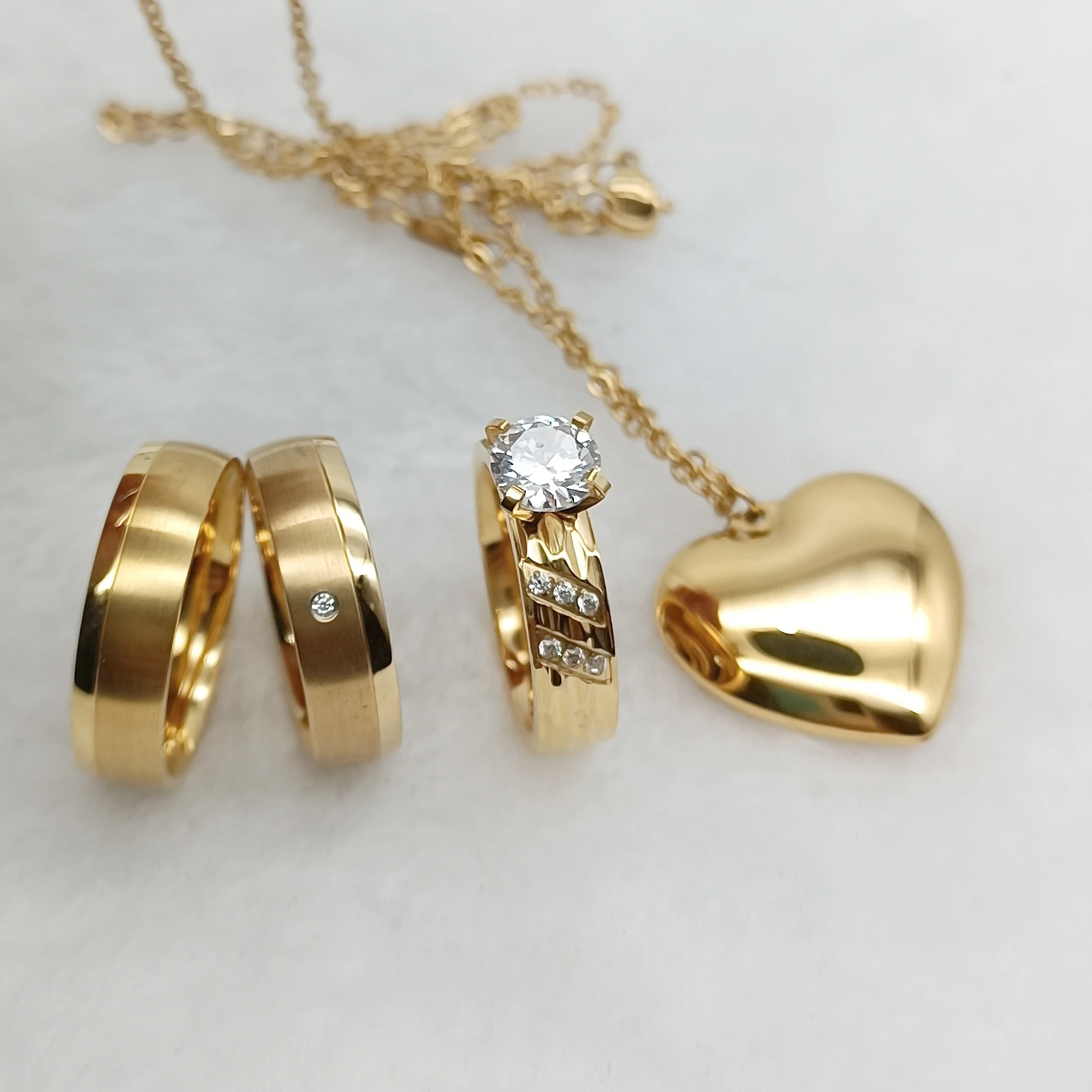

18 K Gold Plated Jewelry Pendants Necklace Trendy Ring Stone Women Wedding Engagement Rings Sets For Couples Ladies