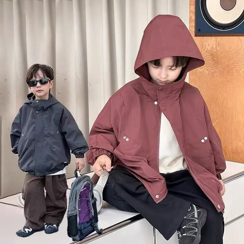 2025년 신상 한국 스타일 방수 방풍 야외 재킷 소년용 봄 가을 캐주얼 스포츠 재킷 후드 포함