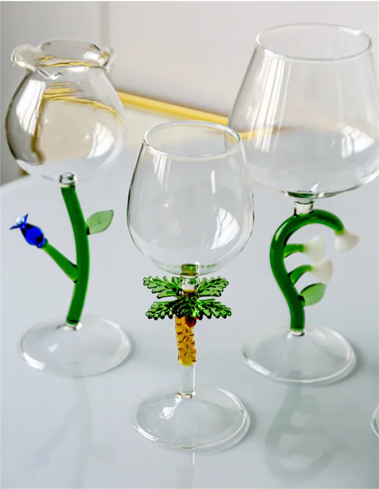 Tulip Champagne Cup Red Wine: Floral Stemmed Crystal Wine Glasses - Inusitado Incanto