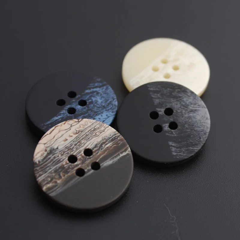 10pcs Retro Round Resin Buttons 4 Holes Black and White Buttons for Clothing Suit Coat Shirt Sewing Accessories 15mm-30mm 4