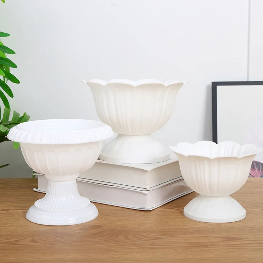 Elegant White Roman-Style Decorative Vase