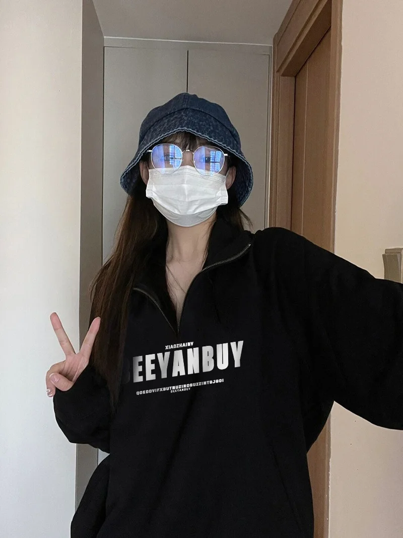 ̱ Ƽ  ǰ V-neck ĵ        Ÿ    ĵ帮 ž