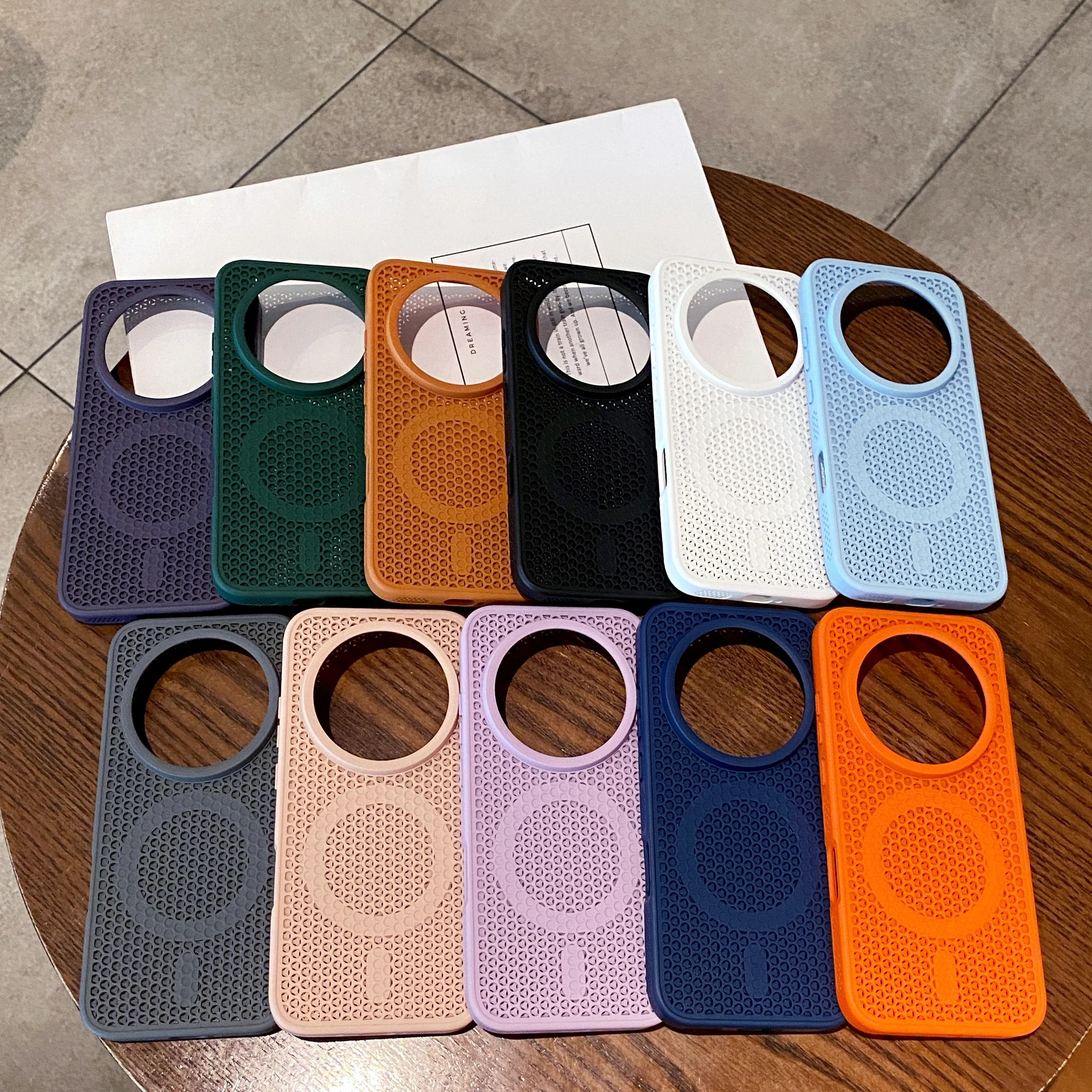 Magnetic Honeycomb Heat Dissipation Cooling Case