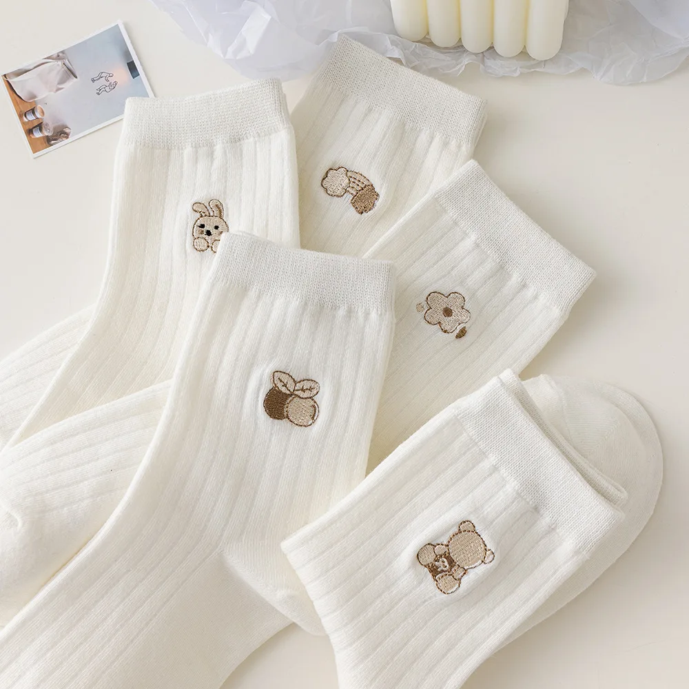 Women's Round Neck Cartoon Socks Autumn Winter Breathable Fashion Socks Women's Soft Medium Tube Socks 5 Pairs