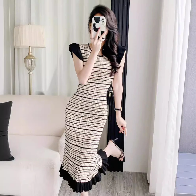 

Formal Dress Striped Ruffle Sleeveless Vest Long Fishtail Dress 2023 Summer Fashion Elegant Slim Bodycon Party Club Dress Q193