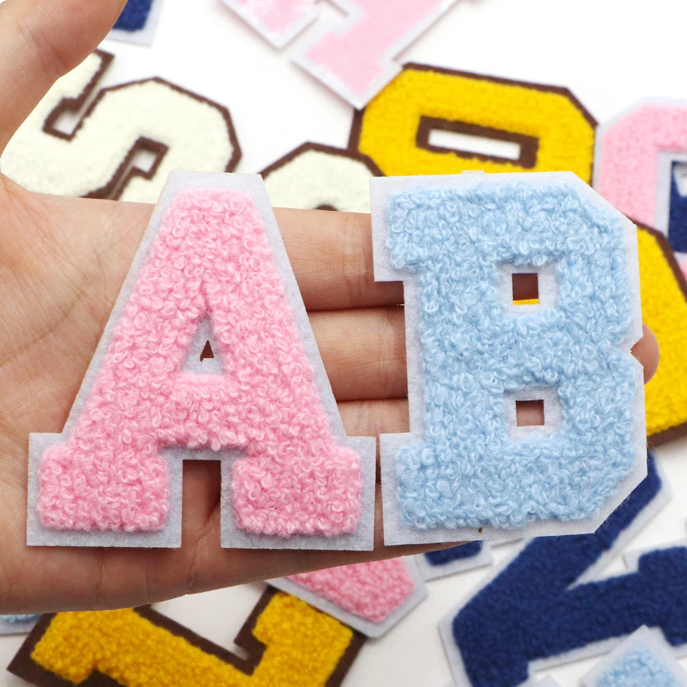 Cuisine & Maison Transferts Thermocollants Bordures Et Ornements M & C Ecusson T