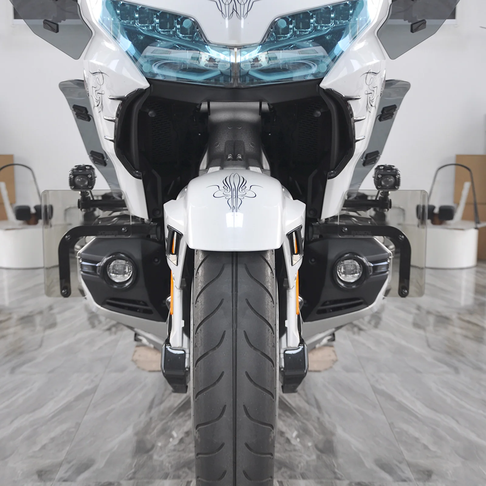 PANICAL Scheinwerfer Luftabweiser Zusatzleuchten Spoilerhalterung Stoßstange Windschutzscheibe für Honda Gold Wing GL1800 F6B 2018-2026 – Detail 2