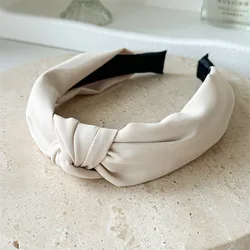 Chic Minimalist Women’s Fabric Knotted Headbands - Fashionable Everyday Accessory (Cream yellow)