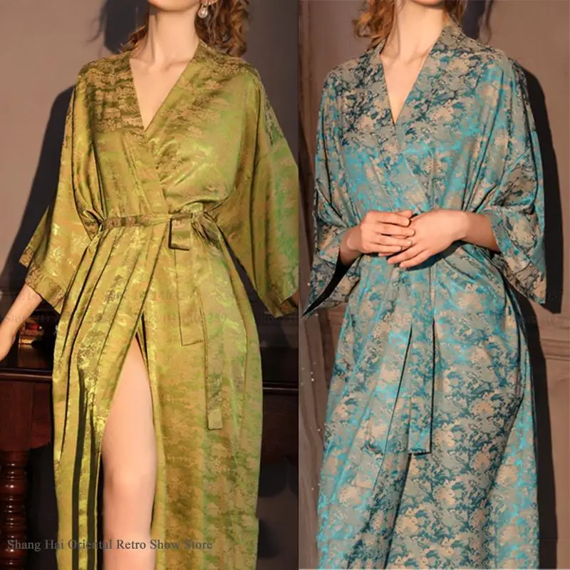 Elegant Jacquard Satin Kimono Robe