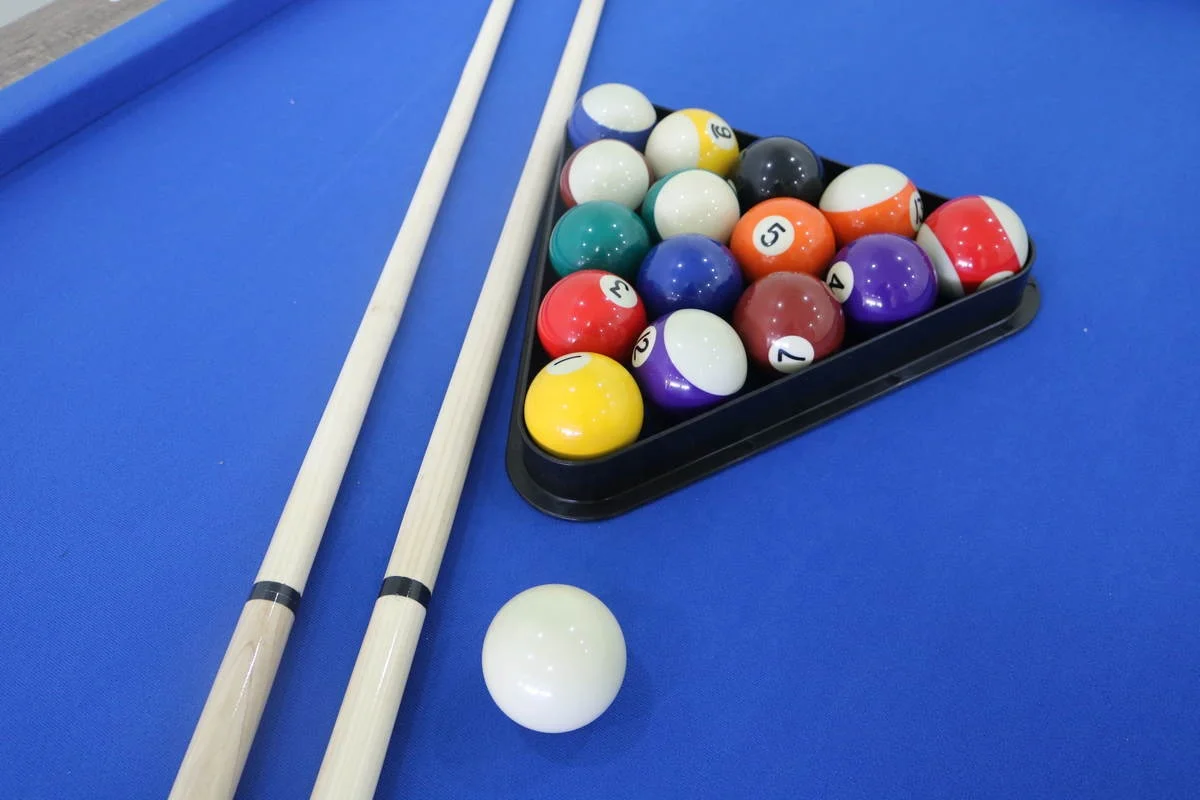 2020 Wholesale Standard Snooker Table Pool Table Wooden Grain PVC Indoor Game Table - Image 6