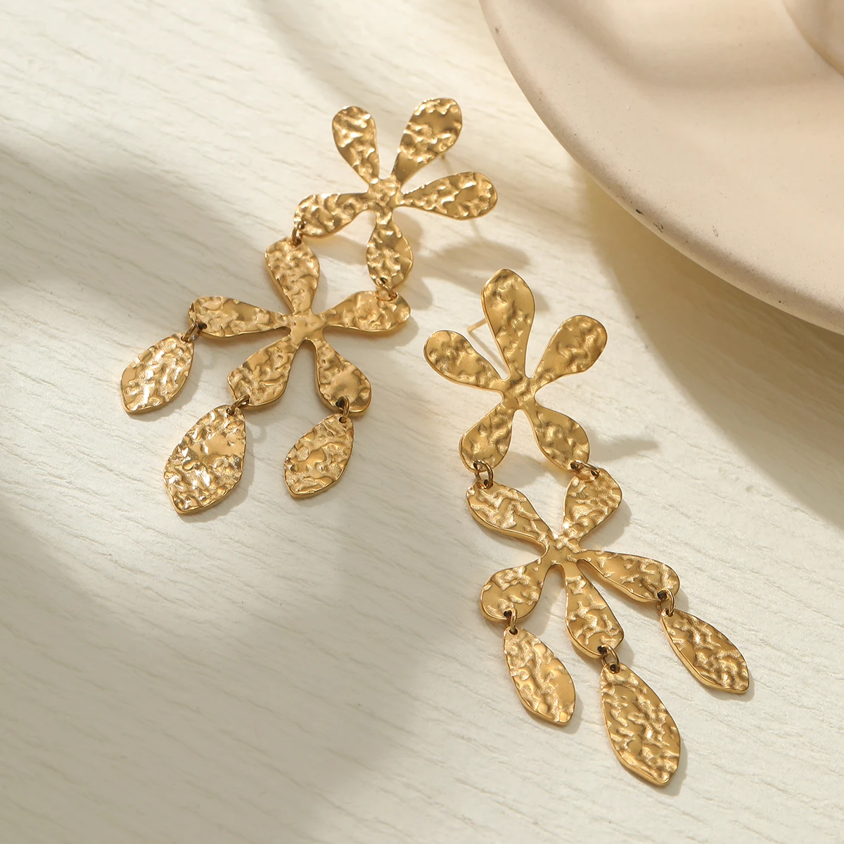 Mode Frauen Vergoldet Textur Edelstahl Tropfen Aussage Ohrringe Aretes Acero De Inoxidable Mujer