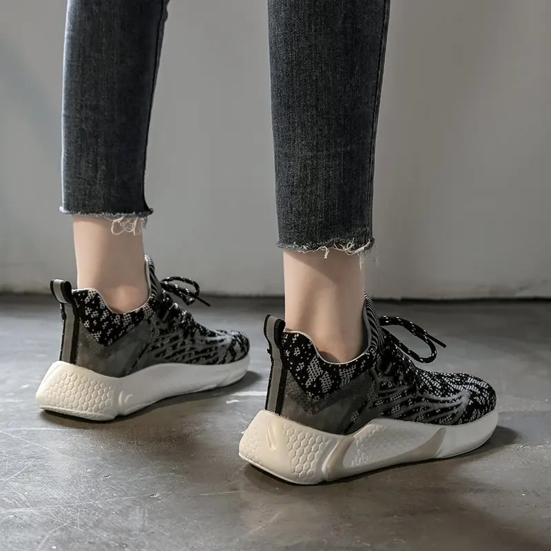 New Women Running Shoes Sneakers Casual Shoes Lightweight Walking Sneakers Breathable Women Outdoor Sports Tennis