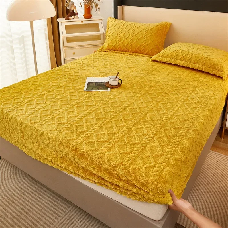 Red Bean Paste Plush Bed Sheet for Winter Warm Bed Cover Twin Queen King Coral Fleece Thick Fitted Sheet Drap Housse 200x220cm 6