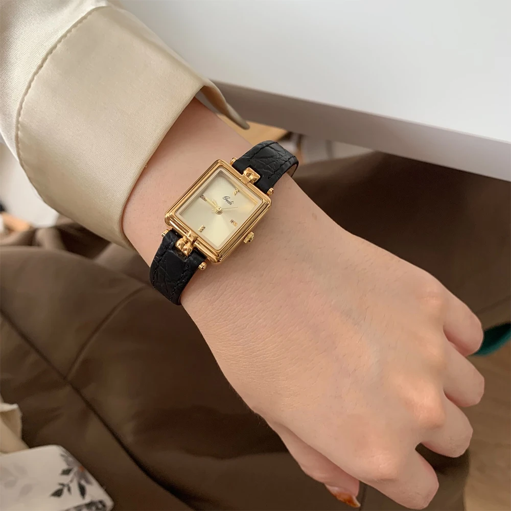 Fashion Temperament Minimalism Serpentine cortex Quartz Watch For women's girl Student gift  Women's accessories