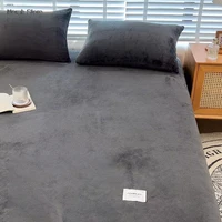 Drap-housse élastique en peluche douce et chaude, housse de matelas en molleton de corail moelleux, linge de lit double de luxe pour couple d'hiver ﻿ ﻿ 4