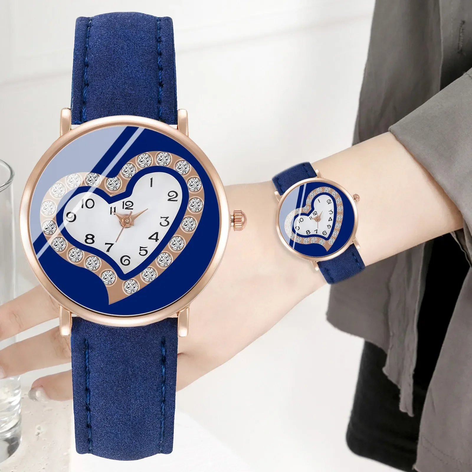 القلب الماس الهاتفي تصميم المرأة ساعات كوارتز موضة عادية السيدات ساعات المعصم ساعة جلدية بسيطة الهدايا Montre فام Reloj