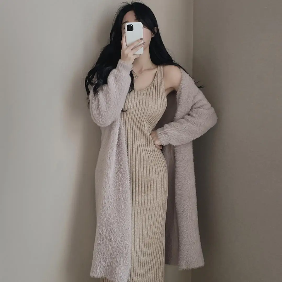 

In Autumn and Winter, Wear A Bottom Skirt, Slim Wrap, Hip Length Skirt, Gentle Suspender, Knitted Dress+wool Coat Suit