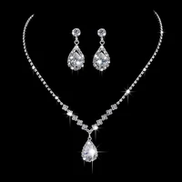 4 PCS Set Luxury Watch Women Necklace Earrings Rhinestone Fashion Wristwatch Female Casual Ladies Watches Bracelet Set Cloc 2