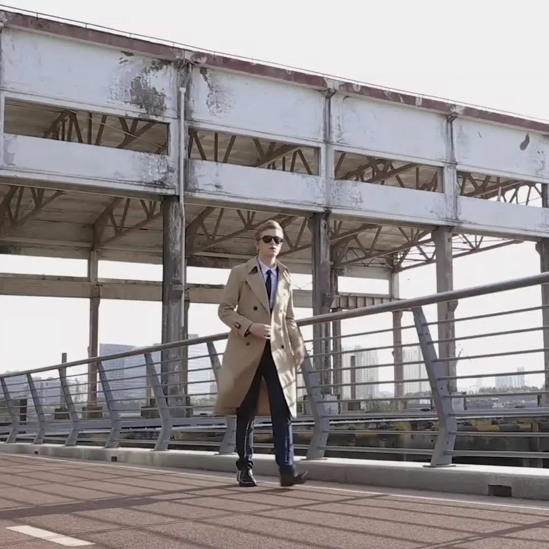 Мужская Длинная черная ветровка до колен непромокаемая британская трендовая