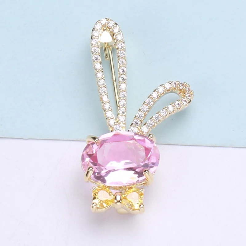Blucome Cartoon Sweet Cute Inlaid Artificial Yellow and White Crystal Big-eared Rabbit Brooch Animal Small Pin