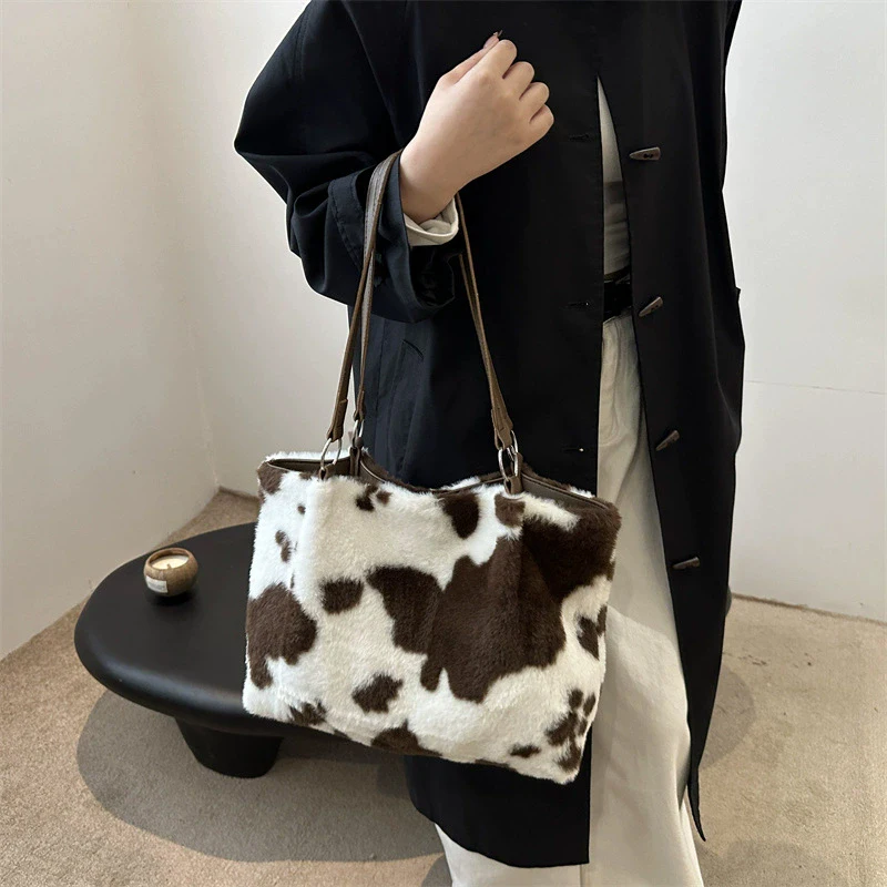 Large Capacity Shopper Bags For Women Winter Travel Tote Bag Cow Printing Plush Shoulder Bag Ladies Designer Handbag