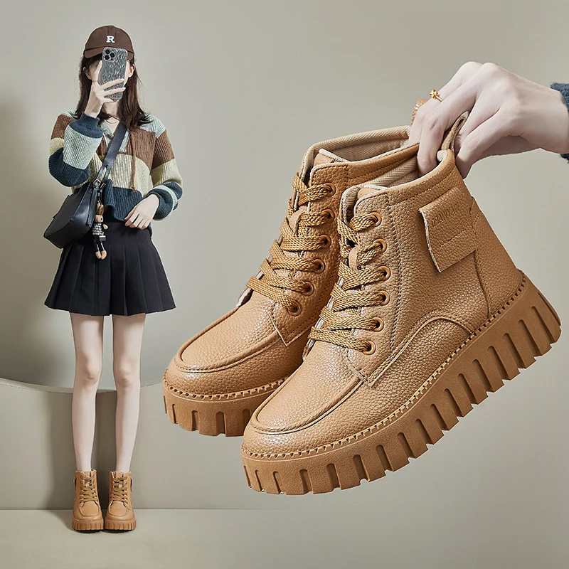 

Women's Plush and Thick Black Boots with Thick Soles and Elevated Platforms Ankle Boots Winter Versatile Cotton Shoes