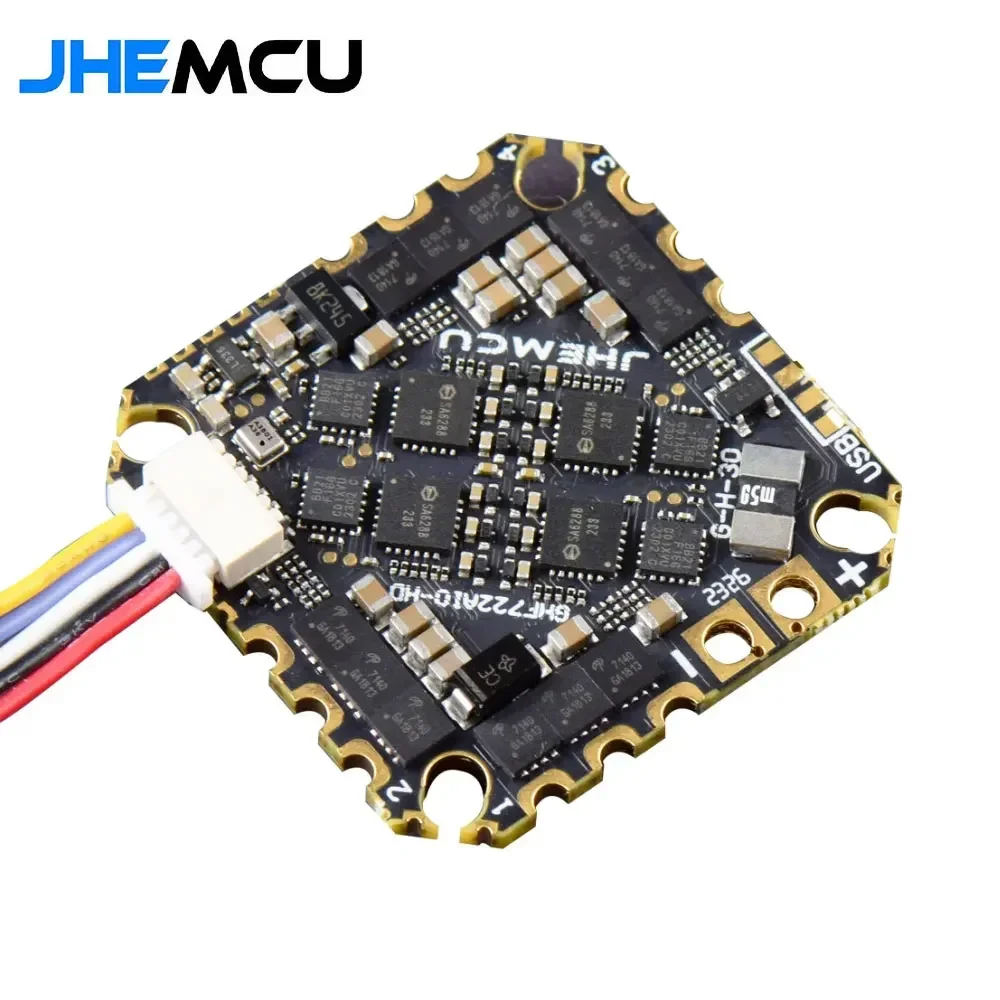 Détail du baromètre et de la puce F722 sur le contrôleur de vol FPV JHEMCU GHF722AIO-HD