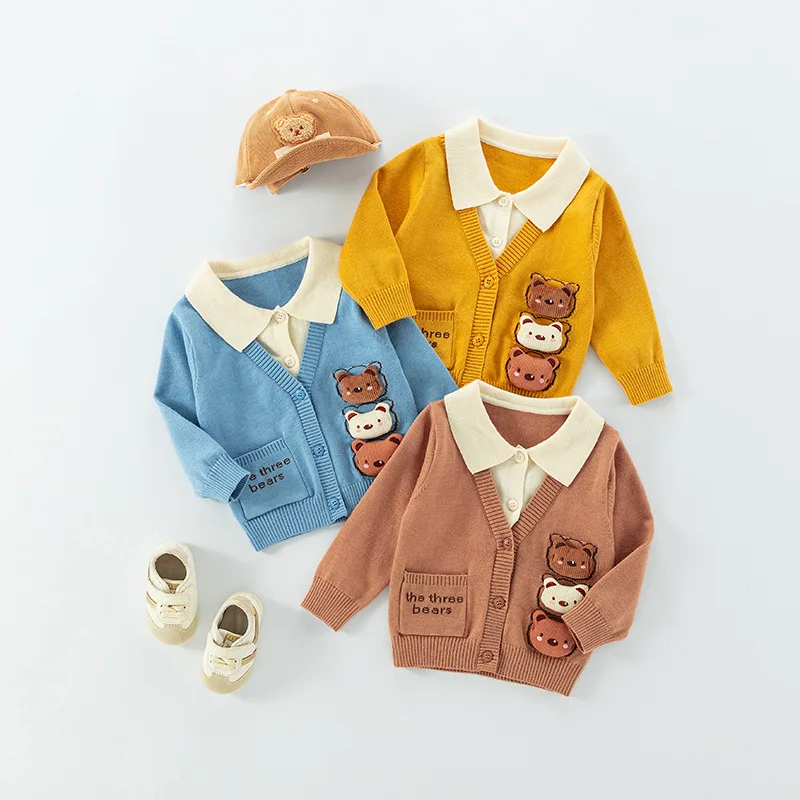 New 0-3 Year Spring Autumn Infant Boys Cardigan Fake Two Pieces Patched Cartoon Bear Newborn Boys Sweater Stylish Baby Coat
