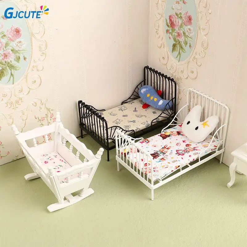 

1:6 1:12 Dollhouse Miniature Metal European Retro Bed Bedroom Furniture Dolls House Accessory Children Funny Pretend Play Toys