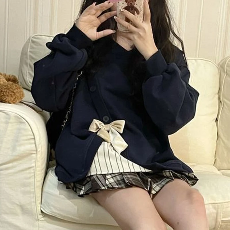 2023 Autumn Winter Fashion V-neck Long Sleeve Sweatshirts Women High Street Bow Patchwork Striped Button Thicken Warm Pullovers