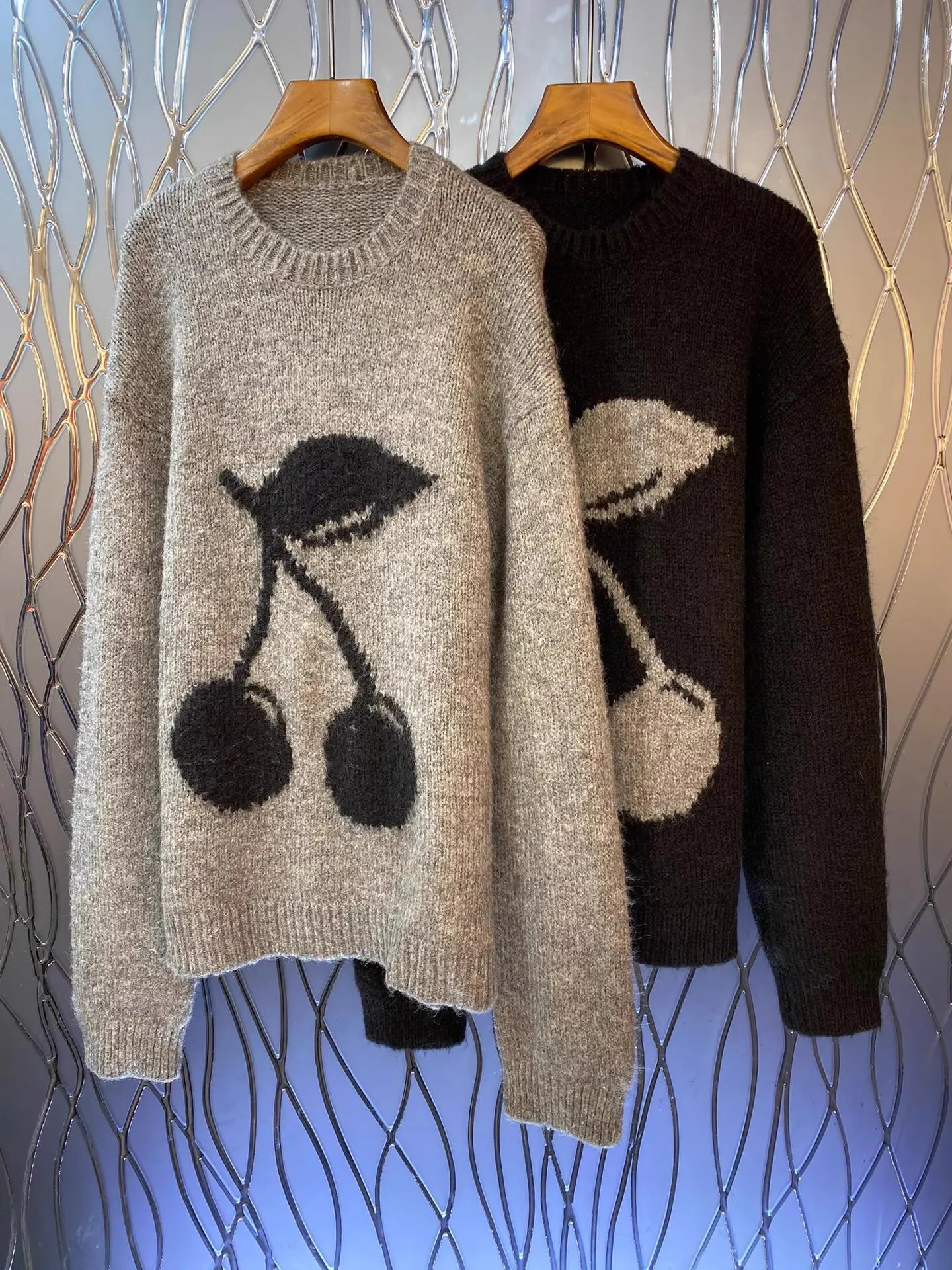 

High Quality New Sweaters 2023 Autumn Winter Knitwear Ladies Mohair Kntting Flower Patterns Long Sleeve Casual Grey Black Jumper