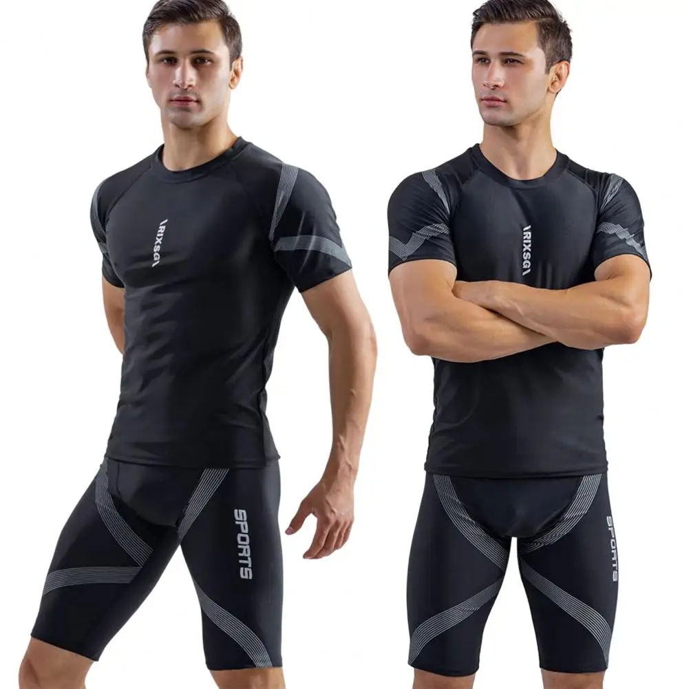 2Pcs/Set Male Swimwear Stylish Anti-pilling Top Shorts Set Men Split Type T-shirt Shorts Swimsuit Beachwear